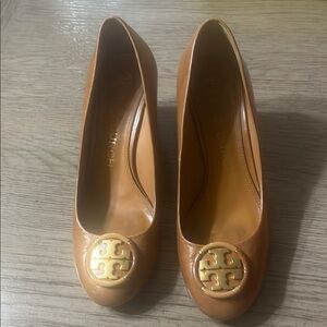 Tory Burch Tan Leather Women's Shoes